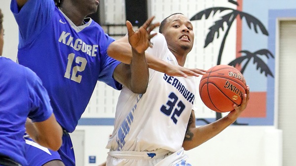 J'Son Brooks scored 24 points to lead the Seahawks against Kilgore College on Jan. 6, 2020.